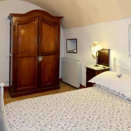 Locazione Turistica Caste - Doa125 Διαμέρισμα Dolceacqua